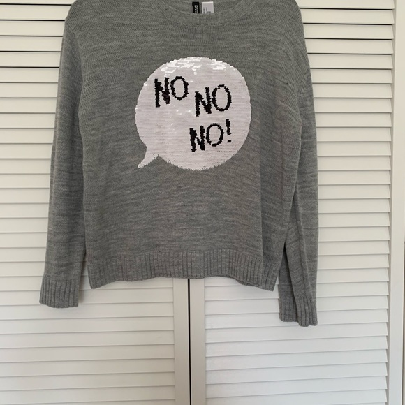 Sweater with sparkle reversible sequins - Picture 2 of 3